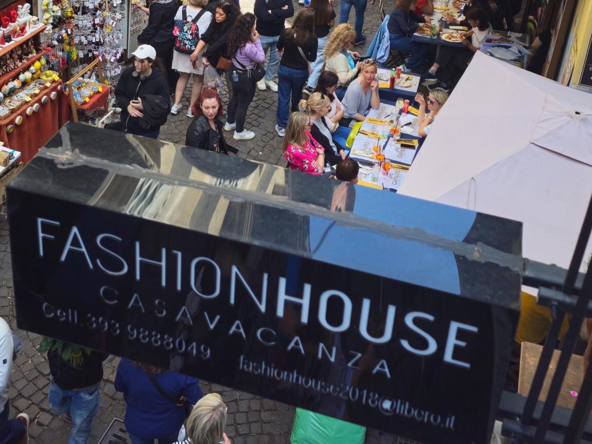Fashion House Spaccanapoli Exterior photo